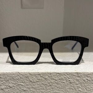 Kuboraum Black Square Frame Glasses